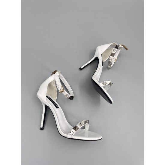 DG High Heel Shoes Best Quality
Women 35-41
