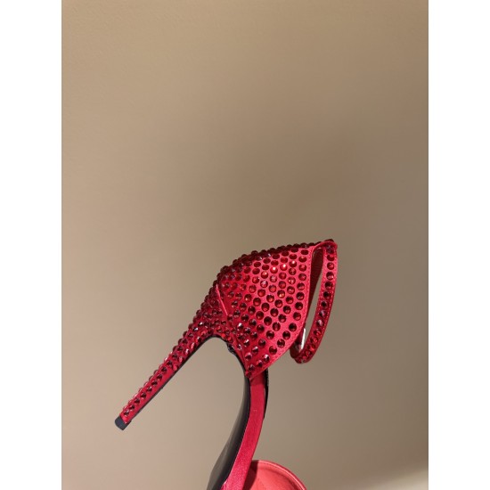 DG High Heel Shoes Best Quality
Women 35-41

