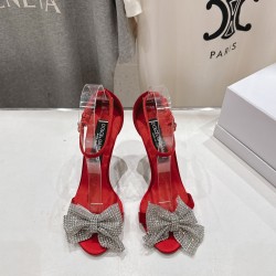 DG High Heel Shoes Best Quality
Women 35-41
