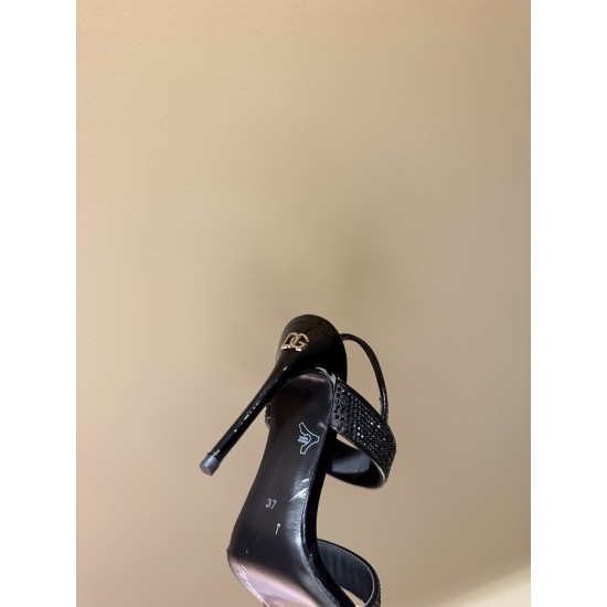 DG High Heel Shoes Best Quality
Women 35-41
