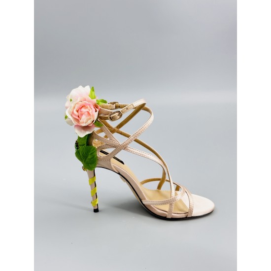 DG High Heel Shoes Best Quality
Women 35-41
