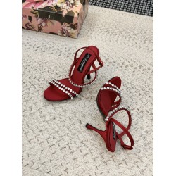 DG High Heel Shoes Best Quality
Women 35-41
