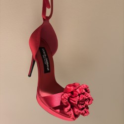 DG High Heel Shoes Best Quality
Women 35-41
