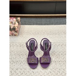 DG High Heel Shoes Best Quality
Women 35-41
