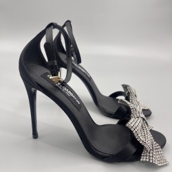 DG High Heel Shoes Best Quality
Women 35-41
