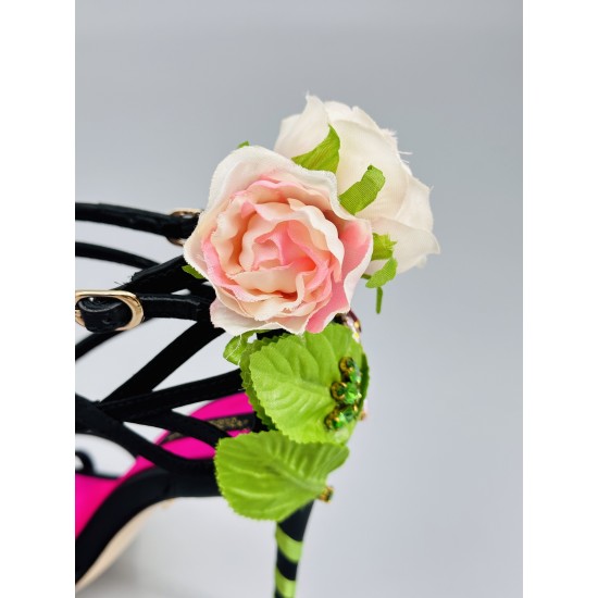 DG High Heel Shoes Best Quality
Women 35-41

