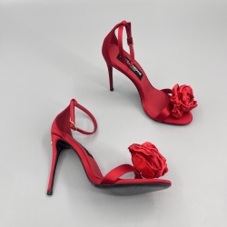DG High Heel Shoes Best Quality
Women 35-41
