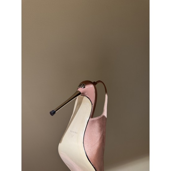 DG High Heel Shoes Best Quality
Women 35-41
