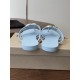 DG slippers