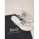 DG slippers