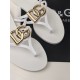 DG slippers