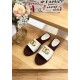 DG slippers
