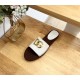 DG slippers