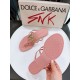 DG slippers