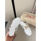 DG slippers