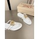DG slippers