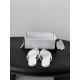 DG slippers