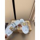 DG slippers