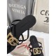DG slippers