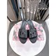 DG slippers