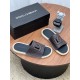 DG slippers