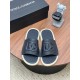 DG slippers