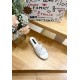 DG slippers