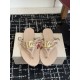 DG slippers