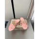 DG slippers