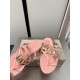 DG slippers