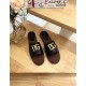 DG slippers