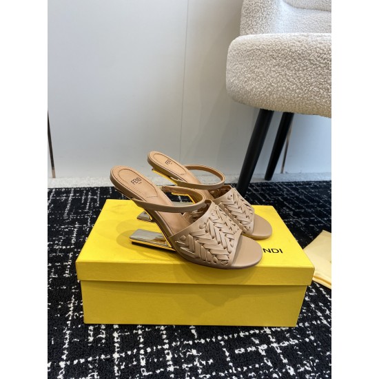 Fendi Heels Shoes Best Quality
Women 35-41