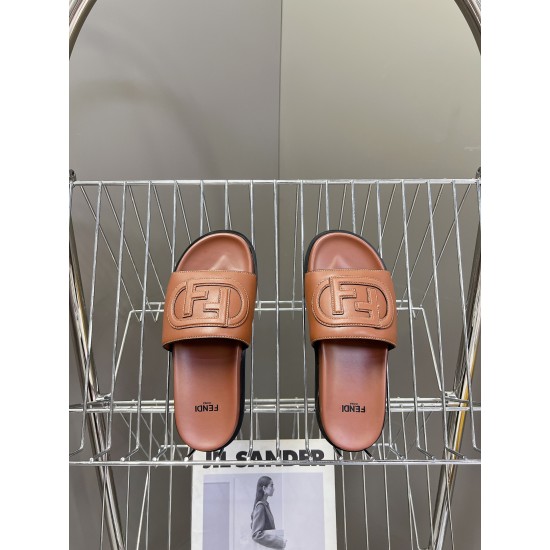 Fendi Slippers Shoes Best Quality
Women 35-41