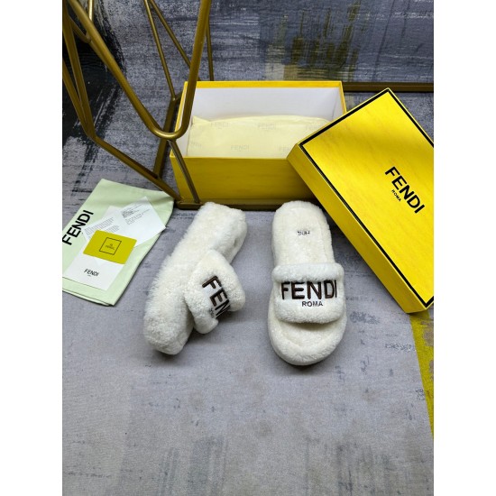 Fendi Slippers Shoes Best Quality
Women 35-41