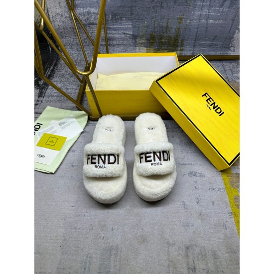 Fendi Slippers Shoes Best Quality
Women 35-41