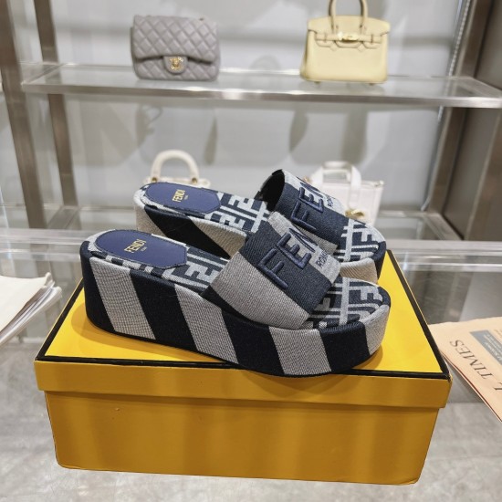 Fendi Slippers Shoes Best Quality
Women 35-41
