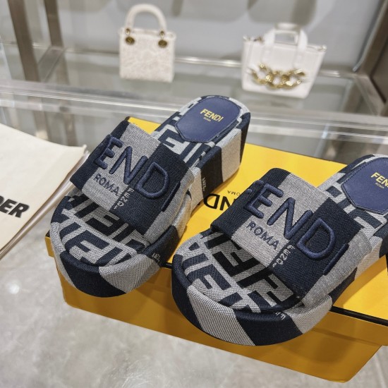 Fendi Slippers Shoes Best Quality
Women 35-41