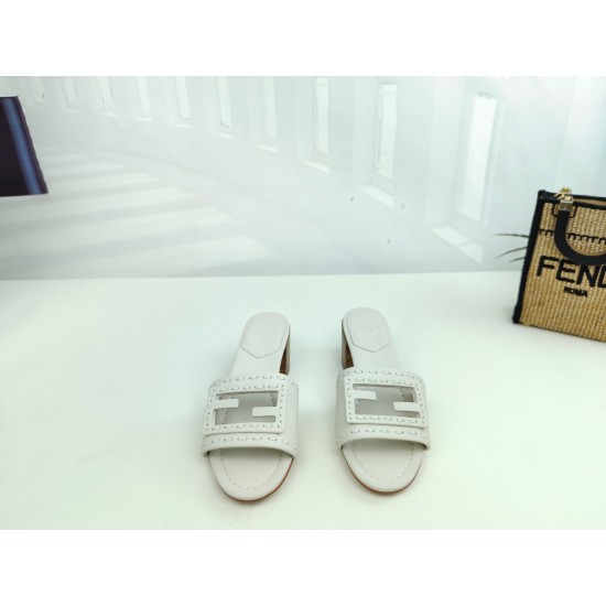 Fendi Slippers Shoes Best Quality
Women 35-41
