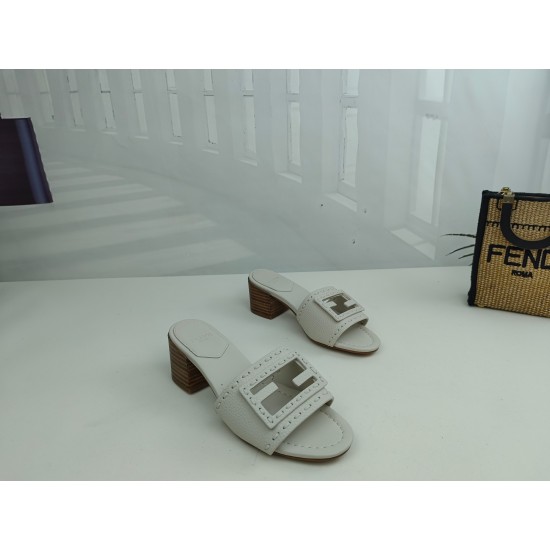 Fendi Slippers Shoes Best Quality
Women 35-41