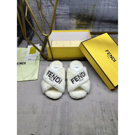 Fendi Slippers Shoes Best Quality
Women 35-41
