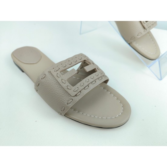 Fendi Slippers Shoes Best Quality
Women 35-41
