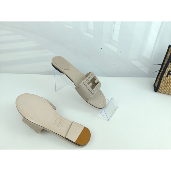 Fendi Slippers Shoes Best Quality
Women 35-41