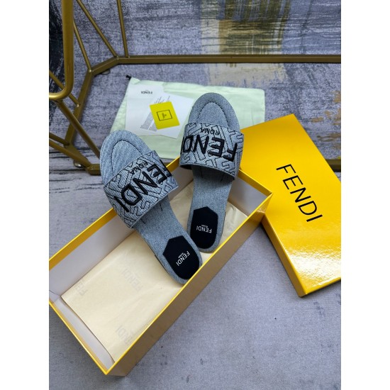Fendi Slippers Shoes Best Quality
Women 35-41
