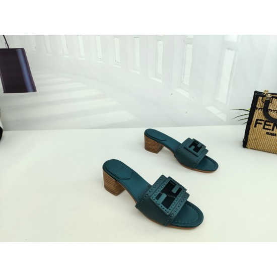 Fendi Slippers Shoes Best Quality
Women 35-41