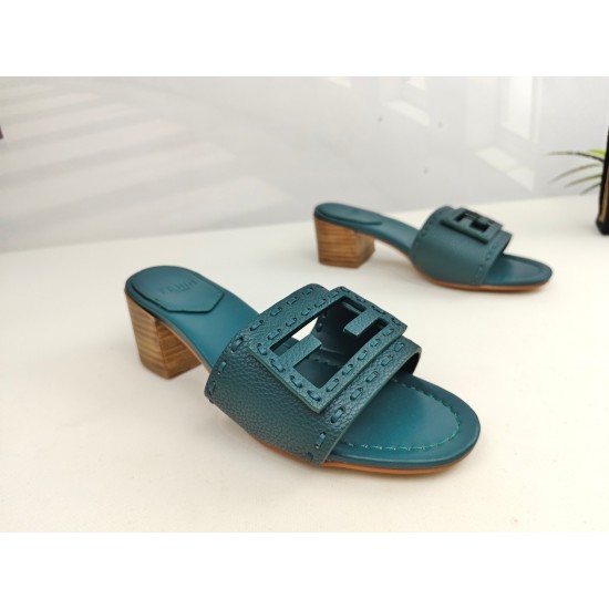 Fendi Slippers Shoes Best Quality
Women 35-41