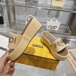 Fendi Slippers Shoes Best Quality
Women 35-41
