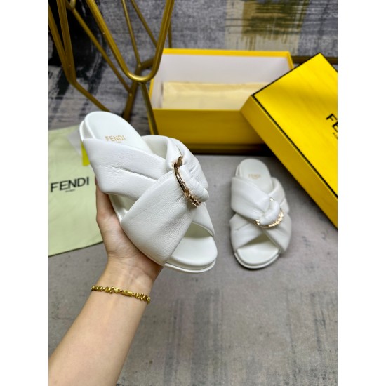 Fendi Slippers Shoes Best Quality
Women 35-41