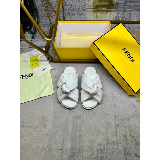 Fendi Slippers Shoes Best Quality
Women 35-41