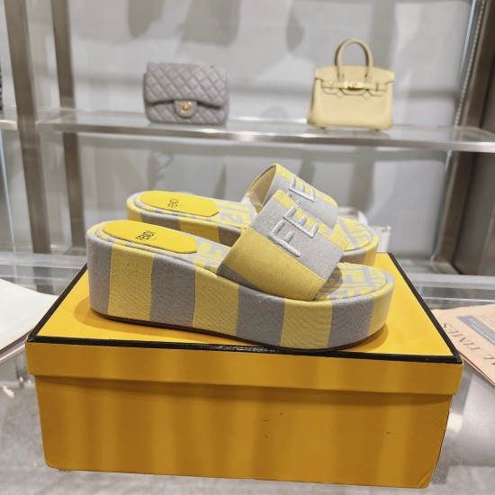 Fendi Slippers Shoes Best Quality
Women 35-41