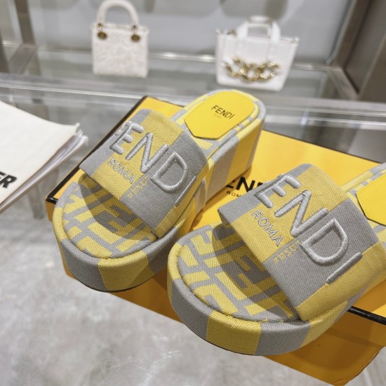 Fendi Slippers Shoes Best Quality
Women 35-41